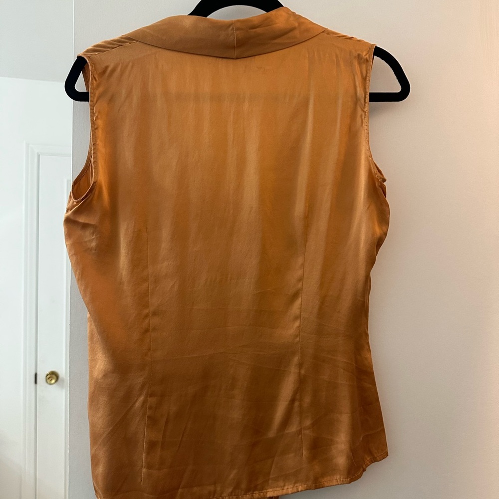 Luisa Spagnoli Women's Sleeveless Button-Down Top - Picture 4 of 4